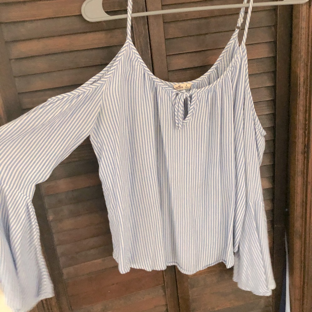 Hollister flowy shirt